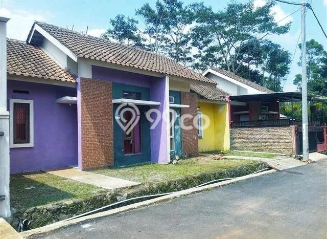 HUNIAN PILIHAN! Rumah area Rancaekek, Luas 60m² Bangunan 30m² HUNIAN PILIHAN! Rumah area Rancaekek, Luas 60m² Bangunan 30m²