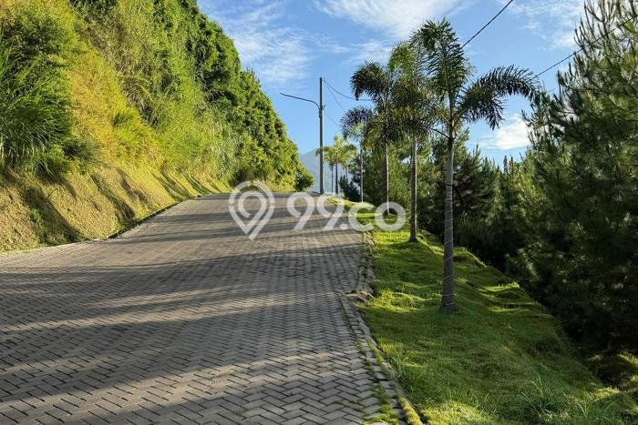 Tanah Kavling di Lembang Dijual dengan Luas 621m2 Tanah Kavling di Lembang Dijual dengan Luas 621m2