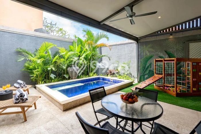 For Sale Vila Kawasan , Dimensi 200m2m², Area Nyaman For Sale Vila Kawasan , Dimensi 200m2m², Area Nyaman