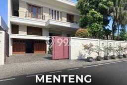 Siap Huni Hunian Elit 6 Kamar di Menteng Dekat ke Mana Saja Siap Huni Hunian Elit 6 Kamar di Menteng Dekat ke Mana Saja
