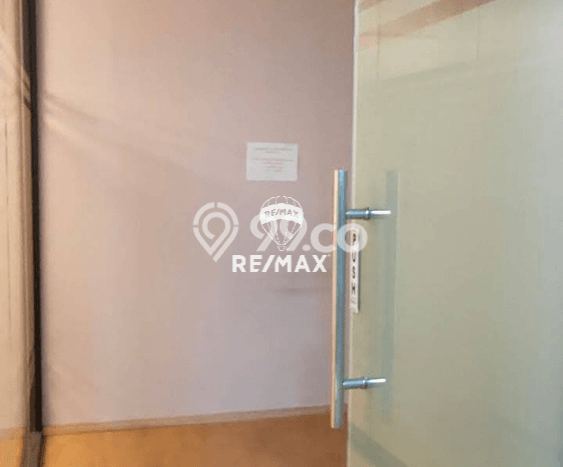 Kantor Disewa di Jakarta Selatan dengan LB 574m2 Area Komersial Ramai Kantor Disewa di Jakarta Selatan dengan LB 574m2 Area Komersial Ramai