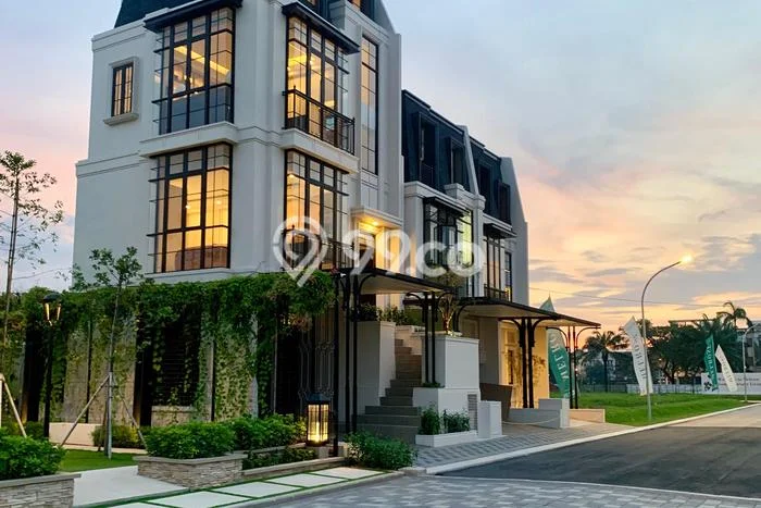 Dijual Hunian Rumah Nyaman 4 Kamar di Duta Garden, Tangerang Dijual Hunian Rumah Nyaman 4 Kamar di Duta Garden, Tangerang