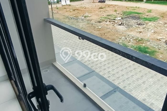 For Sale Rumah 3 Kamar Lokasi Strategis Bagus dan Strategis di Kembangan For Sale Rumah 3 Kamar Lokasi Strategis Bagus dan Strategis di Kembangan