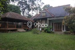 Properti Potensial! Vila Kawasan Lembang, Area 460m2m², Area Strategis dengan nilai tinggi Properti Potensial! Vila Kawasan Lembang, Area 460m2m², Area Strategis dengan nilai tinggi