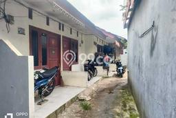 Rumah Modern Cantik 6 Kamar Bisa Langsung Pindah di Cimanggis Rumah Modern Cantik 6 Kamar Bisa Langsung Pindah di Cimanggis