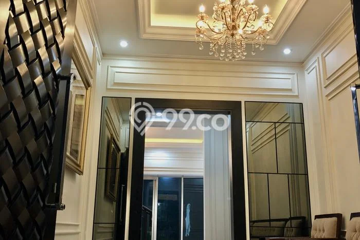 Rumah Elit Modern Tanpa Renovasi di Cibubur Jakarta Timur Rumah Elit Modern Tanpa Renovasi di Cibubur Jakarta Timur