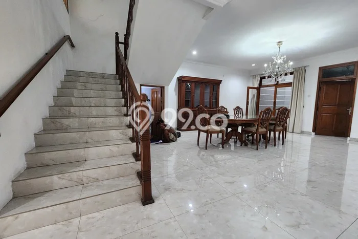 Jarang Ada! Rumah Kontrakan 4 Kamar Nyaman Siap Huni Pondok Indah Jarang Ada! Rumah Kontrakan 4 Kamar Nyaman Siap Huni Pondok Indah