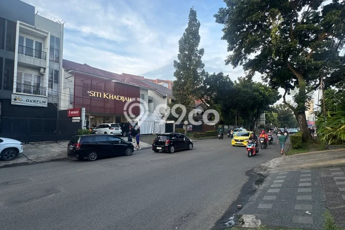 Disewakan Ruko di Kawasan Ramai Bintaro Luas 600m2 Disewakan Ruko di Kawasan Ramai Bintaro Luas 600m2
