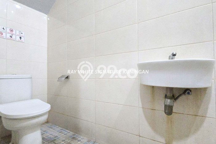Kantor Dijual di Prime Area Jakarta Selatan Luas 600m2 Kantor Dijual di Prime Area Jakarta Selatan Luas 600m2