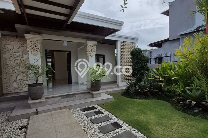 HARGA TERBAIK! Vila Kawasan , Luas 400m2m², Area Prima HARGA TERBAIK! Vila Kawasan , Luas 400m2m², Area Prima