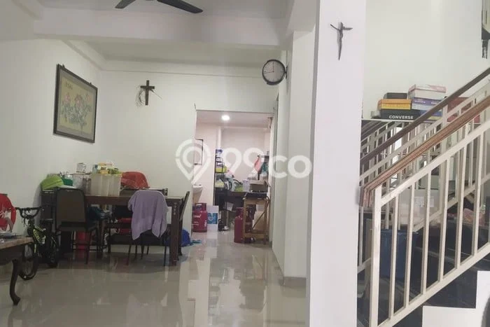 Dijual Rumah Mewah Elegan Dengan View Cantik di Pos Pengumben, Jakarta Barat Dijual Rumah Mewah Elegan Dengan View Cantik di Pos Pengumben, Jakarta Barat