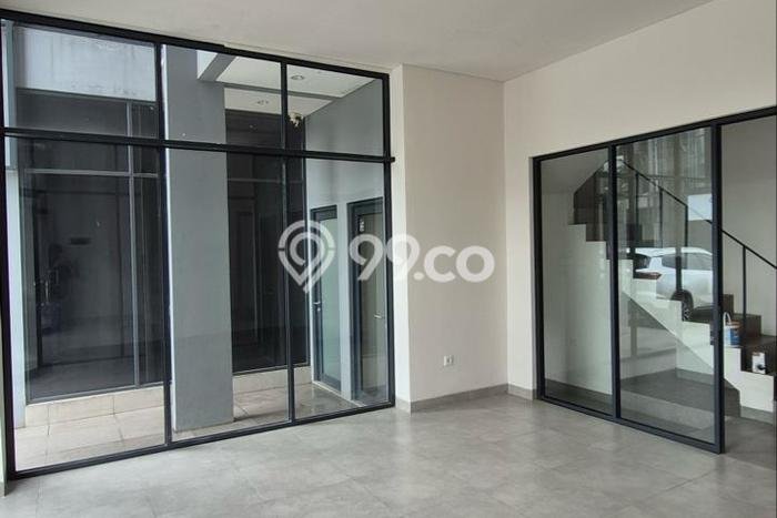 Ruko Usaha Dijual di BSD Tangerang Selatan LT 48m2 & LB 122m2 Ruko Usaha Dijual di BSD Tangerang Selatan LT 48m2 & LB 122m2