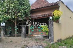 Jual Rumah Bagus Siap Huni LB 145m2 di Ngaglik, Sleman Jual Rumah Bagus Siap Huni LB 145m2 di Ngaglik, Sleman