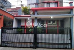 Jual Rumah Strategis Bagus Punya 4 KT di Medan Satria Bekasi SHM Jual Rumah Strategis Bagus Punya 4 KT di Medan Satria Bekasi SHM