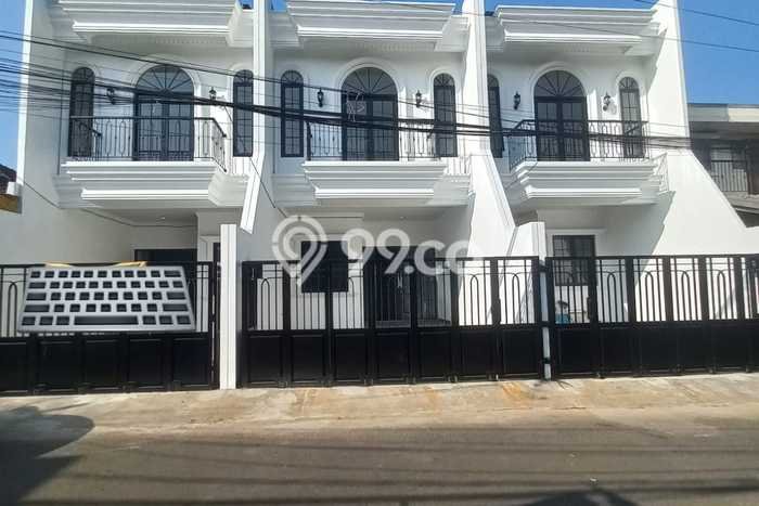 Hunian Nyaman Asri 3 KT Siap Huni di Cawang Jakarta Timur Hunian Nyaman Asri 3 KT Siap Huni di Cawang Jakarta Timur