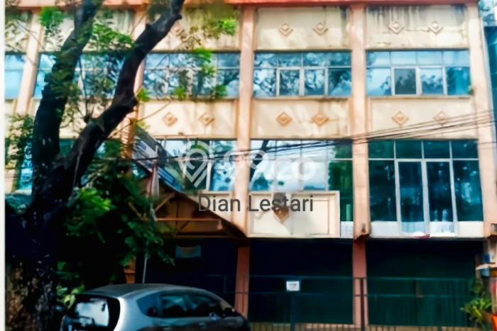 FOR SALE! Ruko di Kebayoran Baru Jakarta Selatan, LT 438m2, LB 792m2 FOR SALE! Ruko di Kebayoran Baru Jakarta Selatan, LT 438m2, LB 792m2