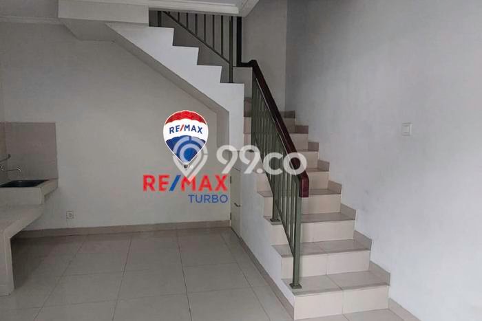 For Sale Hunian Rumah Terawat 3 Kamar di Gading Serpong, Tangerang For Sale Hunian Rumah Terawat 3 Kamar di Gading Serpong, Tangerang