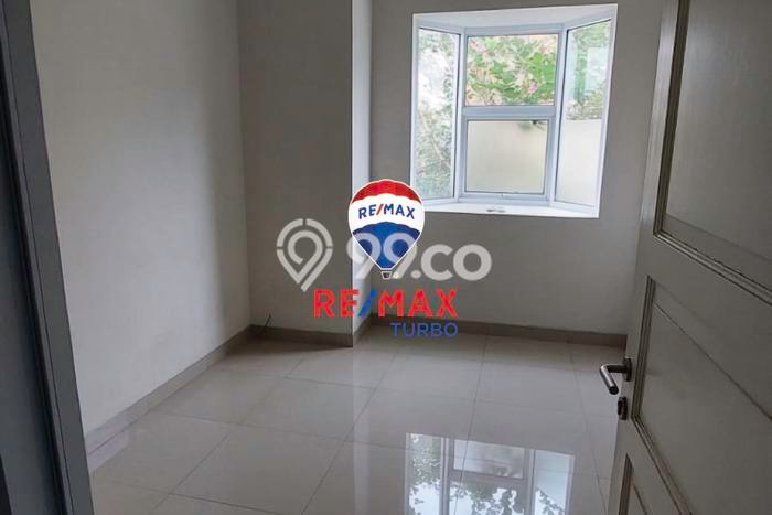 For Sale Hunian Rumah Terawat 3 Kamar di Gading Serpong, Tangerang For Sale Hunian Rumah Terawat 3 Kamar di Gading Serpong, Tangerang