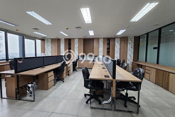 Kantor untuk Disewa di Pusat Tangerang Luas Bangunan 245m2 Kantor untuk Disewa di Pusat Tangerang Luas Bangunan 245m2