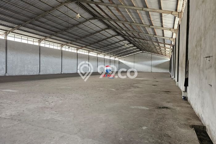 Gudang paling strategis disewakan di Cikupa Tangerang Gudang paling strategis disewakan di Cikupa Tangerang