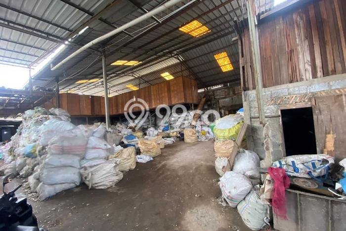 Gudang Dijual di Jakarta Barat LT 1633m2 & LB 1633m2 Lokasi Terbaik! Gudang Dijual di Jakarta Barat LT 1633m2 & LB 1633m2 Lokasi Terbaik!