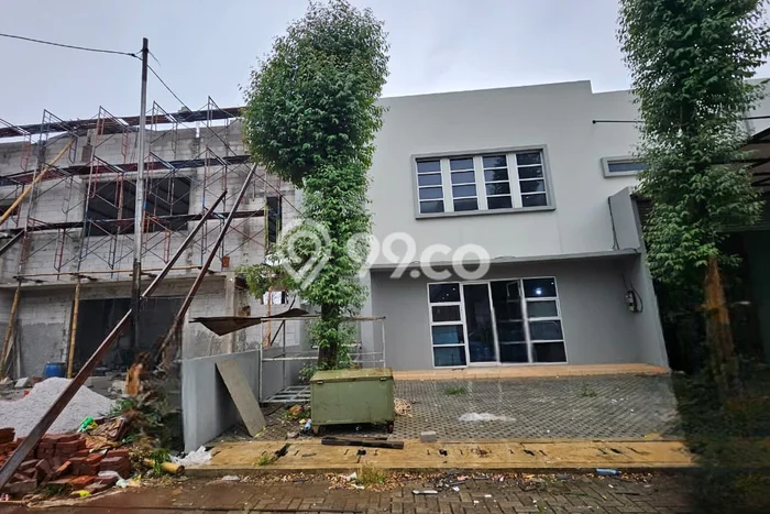Gudang Disewakan di Kawasan Ramai BSD, Tangerang Selatan Gudang Disewakan di Kawasan Ramai BSD, Tangerang Selatan