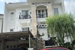 Dijual Rumah Luas Megah Dengan View Cantik di Gading Serpong, Tangerang Dijual Rumah Luas Megah Dengan View Cantik di Gading Serpong, Tangerang