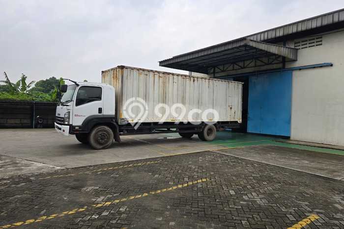 Disewakan Pabrik di Kawasan Ramai Jatake Luas 1500m2 Disewakan Pabrik di Kawasan Ramai Jatake Luas 1500m2