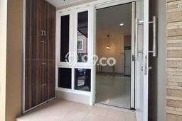 Jarang Ada! Rumah Sewa 3 Kamar Bagus Siap Huni Gading Serpong Jarang Ada! Rumah Sewa 3 Kamar Bagus Siap Huni Gading Serpong