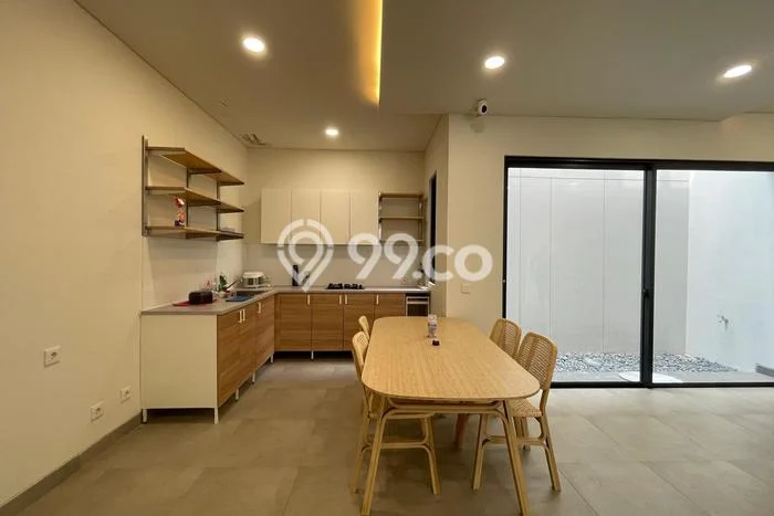 Rumah sewa siap huni 3 KT di BSD, Tangerang Rumah sewa siap huni 3 KT di BSD, Tangerang