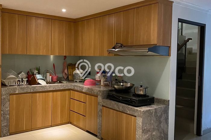 Rumah Elit LB 422m2 Siap Huni Desain Elegan di Alam Sutera, Tangerang Rumah Elit LB 422m2 Siap Huni Desain Elegan di Alam Sutera, Tangerang