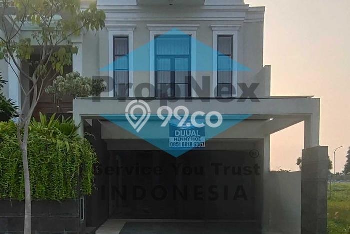 KESEMPATAN TERBAIK! Rumah Nyaman area Babatan, Luas 162m² Bangunan 300m² KESEMPATAN TERBAIK! Rumah Nyaman area Babatan, Luas 162m² Bangunan 300m²