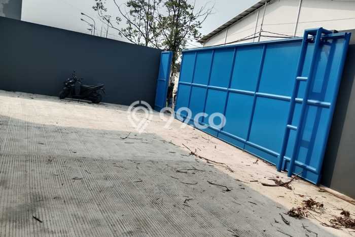 Unit Gudang disewakan di Cipondoh Tangerang dengan LT 800m2 / LB 600m2 Unit Gudang disewakan di Cipondoh Tangerang dengan LT 800m2 / LB 600m2