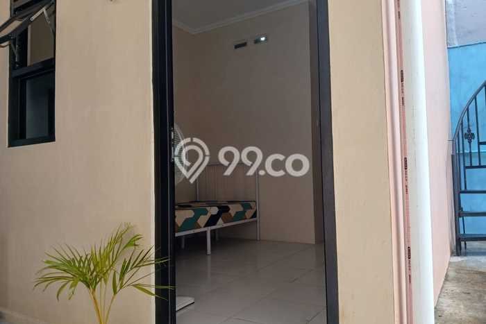 Rumah Kost Dijual di Karang Tengah, Tangerang, Spesifikasi 23 KT, 10 KM, 700m2 Rumah Kost Dijual di Karang Tengah, Tangerang, Spesifikasi 23 KT, 10 KM, 700m2