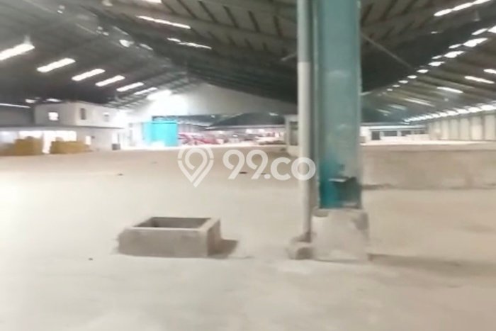 Disewakan Gudang di Kawasan Ramai Jatake Luas 13000m2 Disewakan Gudang di Kawasan Ramai Jatake Luas 13000m2