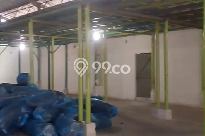 Gudang Disewakan Lokasi Karawaci Tangerang Harga Spesial! Gudang Disewakan Lokasi Karawaci Tangerang Harga Spesial!