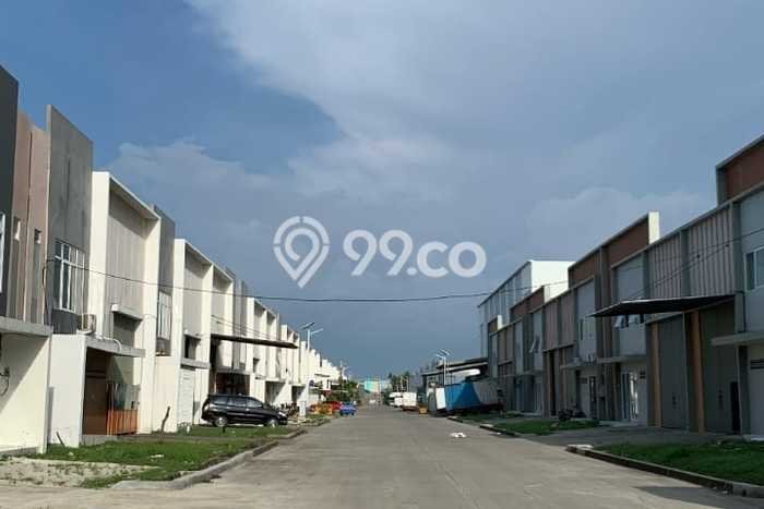 FOR SALE! Gudang di Pakuhaji Tangerang, LT 675m2, LB 710m2 FOR SALE! Gudang di Pakuhaji Tangerang, LT 675m2, LB 710m2