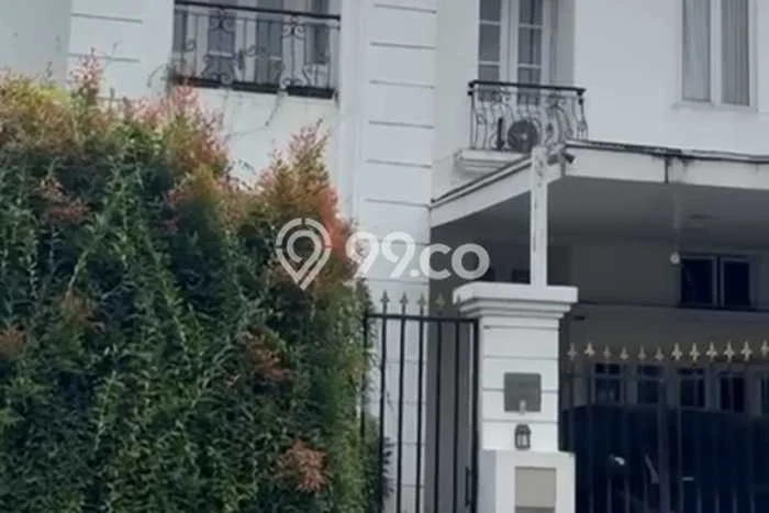 Disewakan segera hunian minimalis lokasi strategis 6 Kamar di Cinere, Depok Disewakan segera hunian minimalis lokasi strategis 6 Kamar di Cinere, Depok