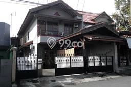 Jual Rumah Luas Megah Dengan View Cantik di Mampang, Jakarta Selatan Jual Rumah Luas Megah Dengan View Cantik di Mampang, Jakarta Selatan