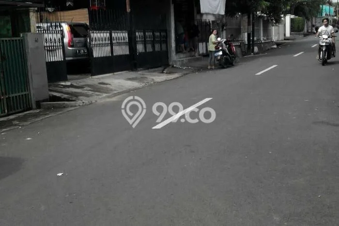 Jual Rumah Luas Megah Dengan View Cantik di Mampang, Jakarta Selatan Jual Rumah Luas Megah Dengan View Cantik di Mampang, Jakarta Selatan