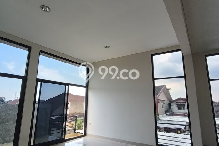 Siap Huni Rumah Mewah 5 Kamar di Cinere Dekat ke Mana Pun Siap Huni Rumah Mewah 5 Kamar di Cinere Dekat ke Mana Pun