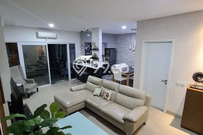 Rumah Elit Modern Tanpa Renovasi di BSD Nusaloka Tangerang Rumah Elit Modern Tanpa Renovasi di BSD Nusaloka Tangerang
