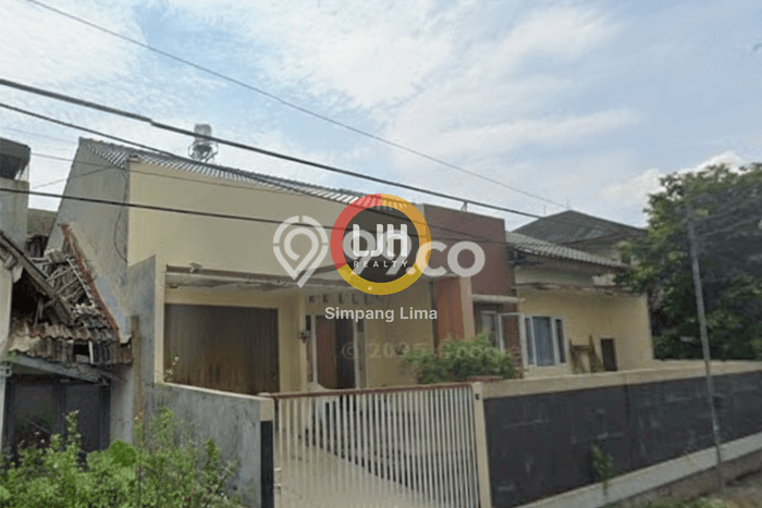 Dijual Hunian Rumah Nyaman 4 Kamar di Tawangmas, Semarang Dijual Hunian Rumah Nyaman 4 Kamar di Tawangmas, Semarang