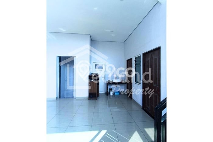 Komersial Dijual di Semarang Tengah LT 200m2, LB 800m2 untuk Investasi Komersial Dijual di Semarang Tengah LT 200m2, LB 800m2 untuk Investasi