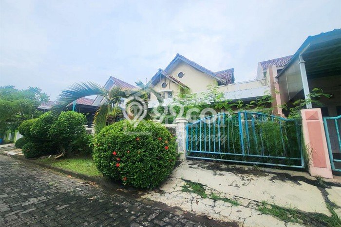 INVESTASI CERDAS! Rumah Exclusive Semarang Barat, Semarang, LT 200m2m² Luas Bangunan 117m2m² INVESTASI CERDAS! Rumah Exclusive Semarang Barat, Semarang, LT 200m2m² Luas Bangunan 117m2m²