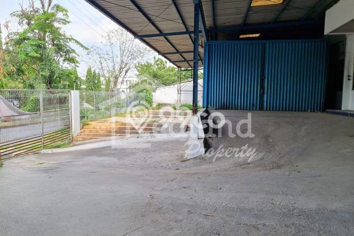 Disewakan Gudang komersial di Ngaliyan luas bangunan 2239m2 Disewakan Gudang komersial di Ngaliyan luas bangunan 2239m2
