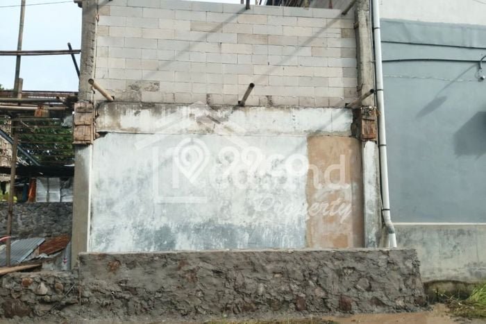 Gudang paling strategis disewakan di Genuk Semarang Gudang paling strategis disewakan di Genuk Semarang