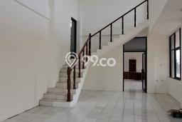 Disewakan Gudang di Kawasan Ramai Jatake Luas 650m2 Disewakan Gudang di Kawasan Ramai Jatake Luas 650m2