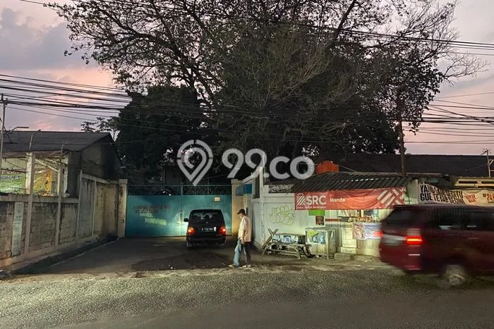 Gudang Disewa di Bekasi dengan LB 1200m2 Area Komersial Ramai Gudang Disewa di Bekasi dengan LB 1200m2 Area Komersial Ramai