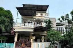 Jarang Ada! Rumah Sewa 4 Kamar Bagus Siap Huni Harapan Indah Jarang Ada! Rumah Sewa 4 Kamar Bagus Siap Huni Harapan Indah